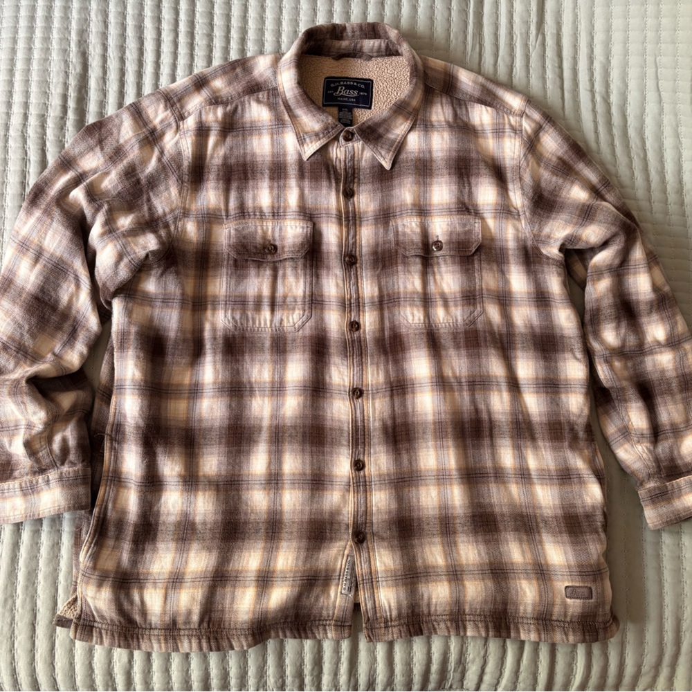 G.H. Bass & Co. Cream Sherpa-Lined Shacket